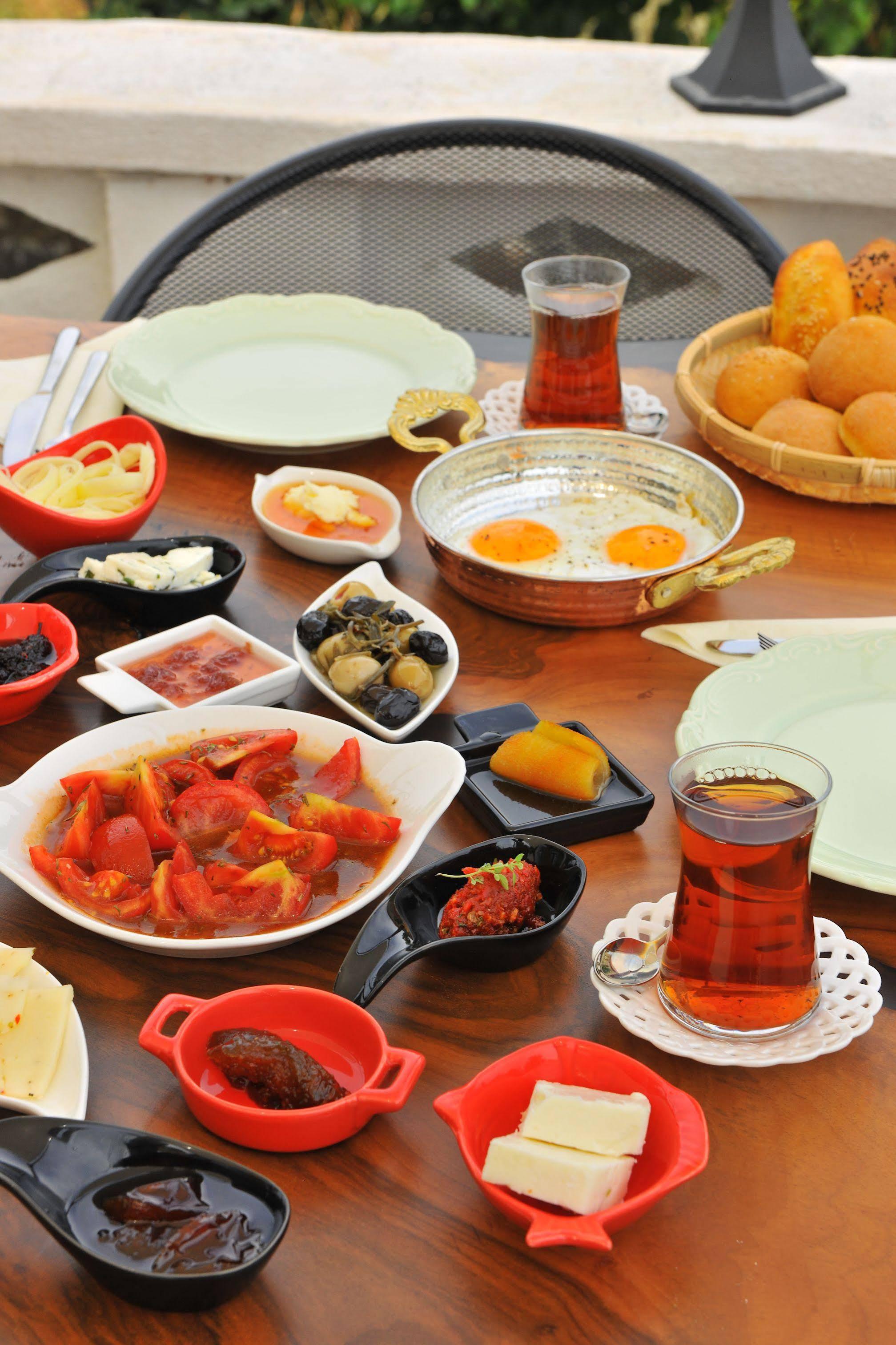 İmroz Petrino Goekceada Hotel&Kitchen المظهر الخارجي الصورة