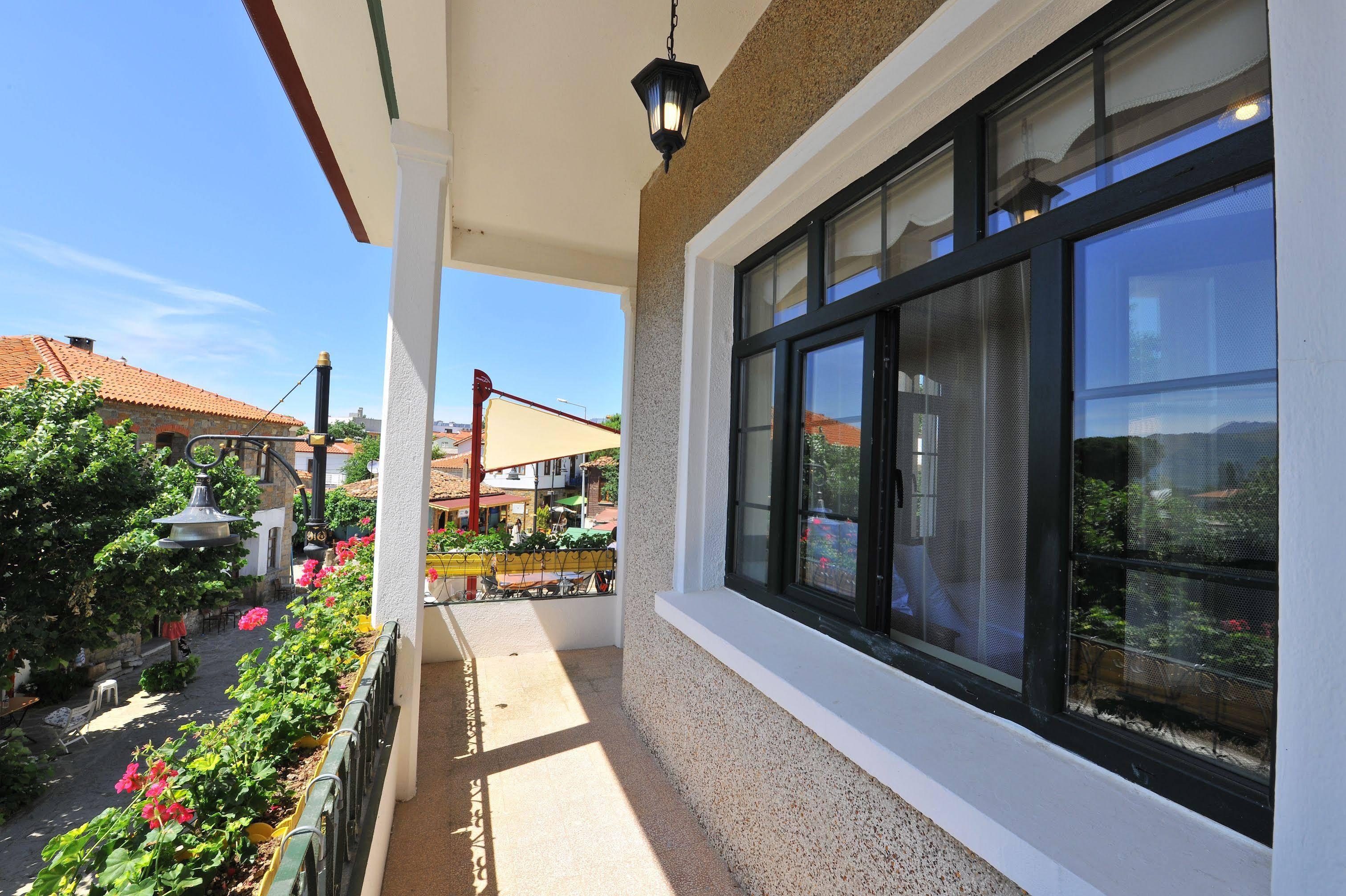 İmroz Petrino Goekceada Hotel&Kitchen المظهر الخارجي الصورة